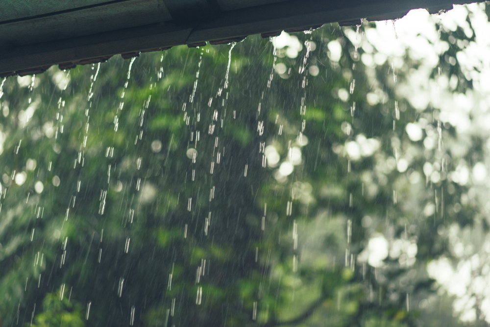 Cómo mejorar el comportamiento del ruido de tejados de panel sandwich teja cuando llueve