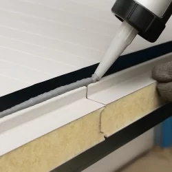 Sellado correcto de las juntas del panel sándwich